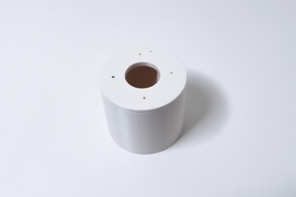 TP-LINK držiak s káblovou krytkou pre kamery VIGI Bullet C345/ C355/ C385/ S385 na stenu a strop, biely 