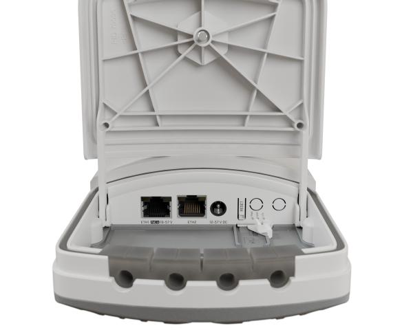 MikroTik wAPGR-5HaxD2HaxD&R11e-LTE7, wAP ax LTE7 kit 