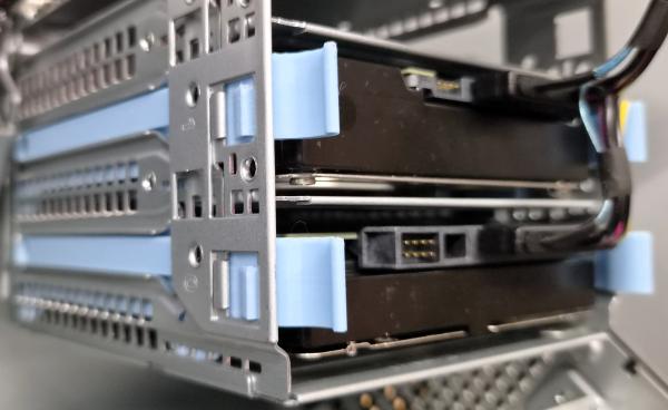 Rámček pre 3, 5" disky k DELL PowerEdge T160 