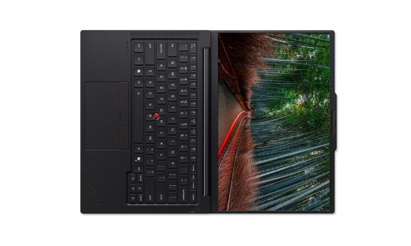 Lenovo ThinkPad/ P14s Gen 7 (AMD)/ AI9PRO-HX470/ 14"/ 2880x1800/ 96GB/ 2TB/ AMD int/ W11P/ Black/ 3R 