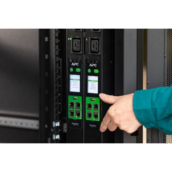 Easy PDU Metered Zero U 32A 230V (20) C13 (4) C19 IEC309 