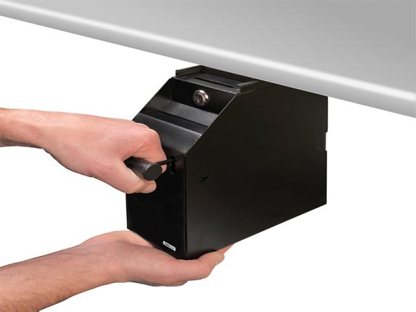 Sejf pre predajné miesta SAFESCAN 4100A, čierny 