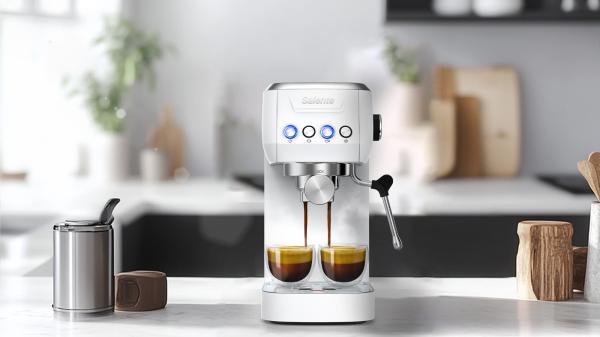 Salente Coffio, pákový kávovar, biely 