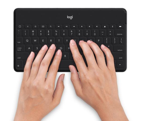 Logitech KEYS TO GO/ Bezdrôtová Bluetooth/ UK layout/ Čierna 