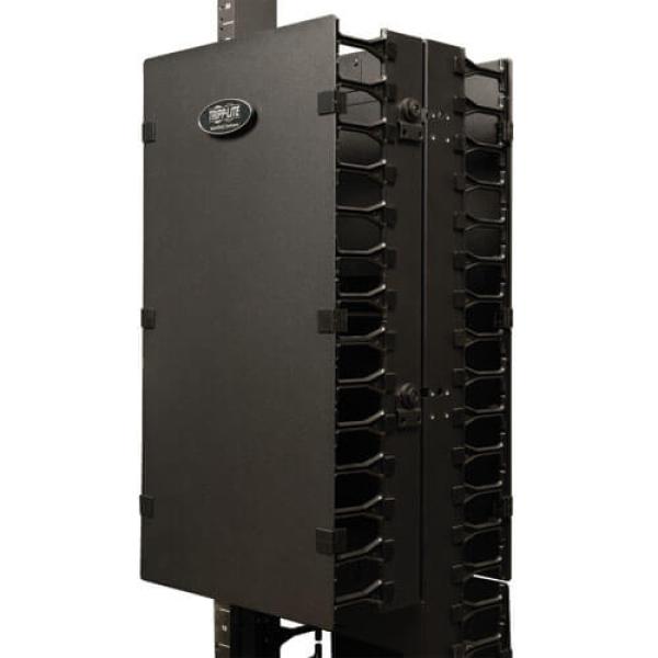 Káblový manažér vertikálny SmartRack 12 (30.48cm), káblový kanál s výrezmi pre káble a krytom 