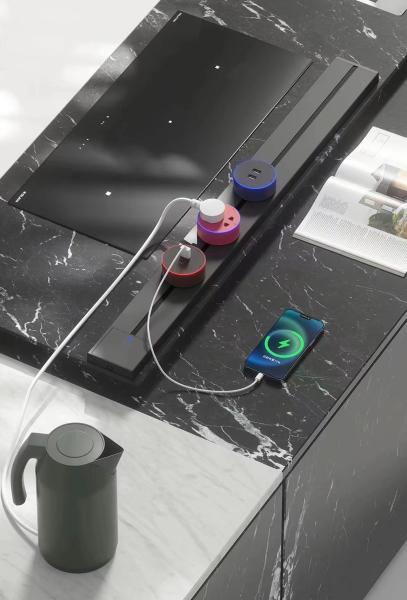 Zásuvkový modul Viking A30SB, strieborno-čierna/ výstupy - 1xAC/ výkon až 2500W/ 230V, 16A, 50Hz/ Zásuvka typ 