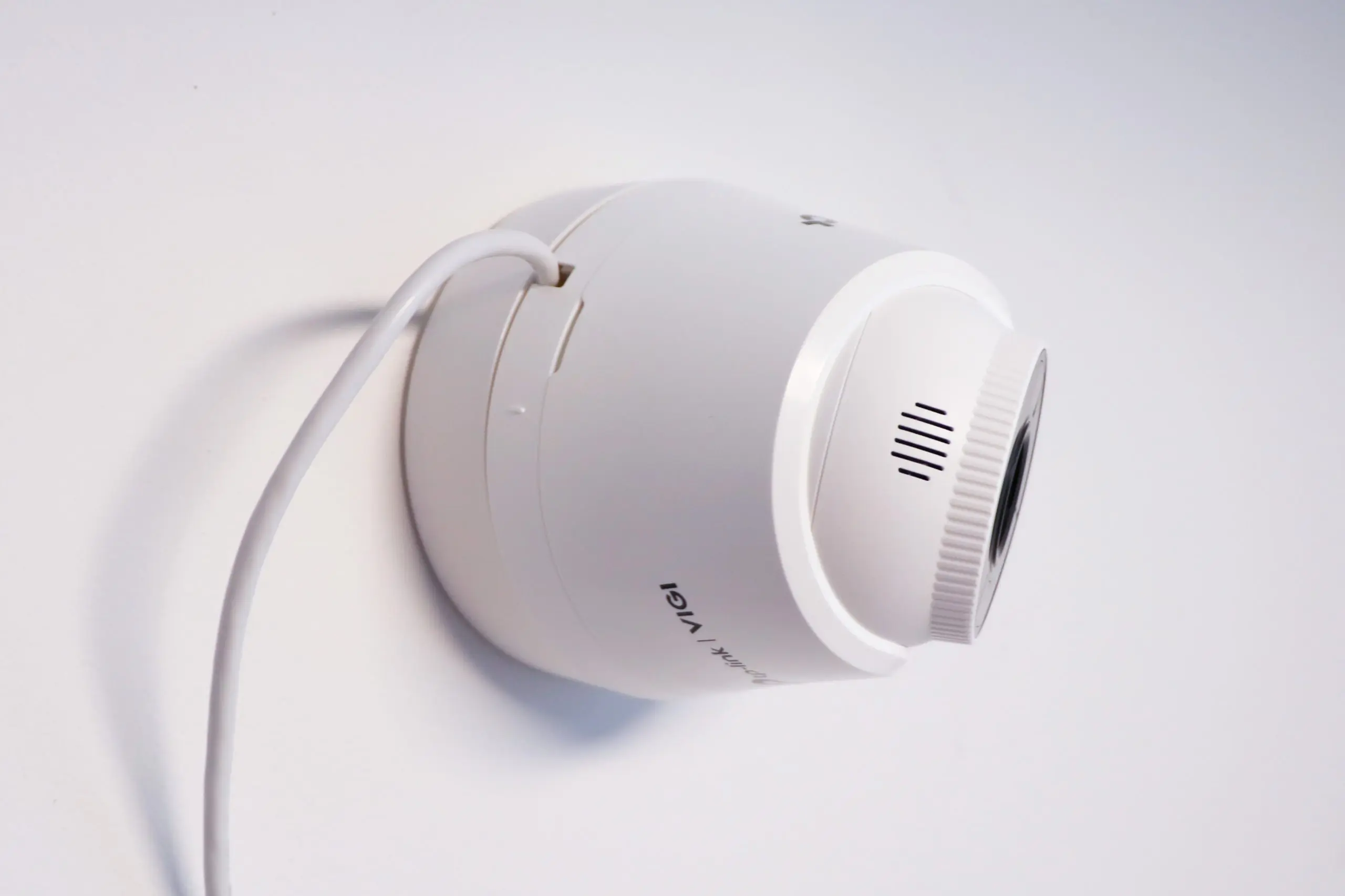 TP-LINK držiak s kab.krytkou pre kam.VIGI Turret S485/ S445/ S455/ C455/ C445/ C485 na stenu a strop, biely 