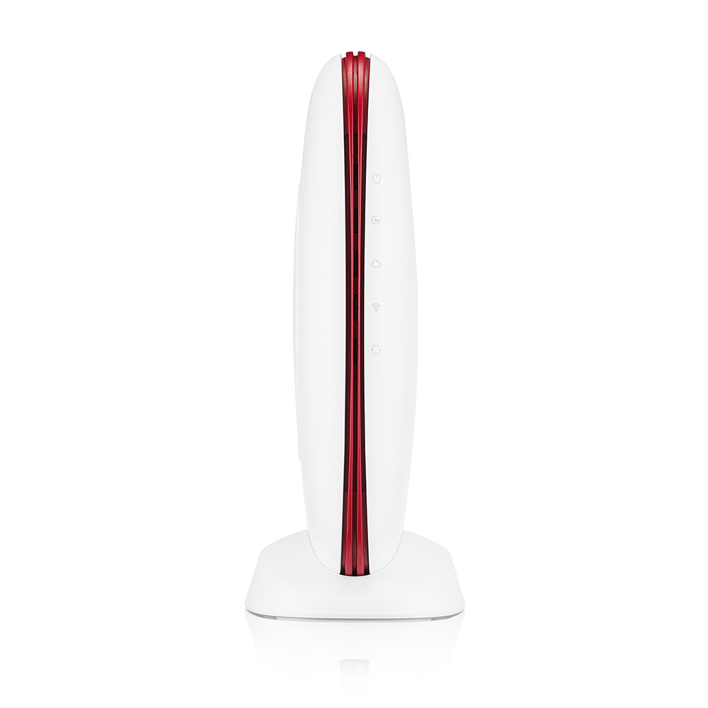 ZYXEL SCR50AXE CLOUD Router - 4*GbE LAN, 1*GbE WAN, Tri-Band WiFi 6E 