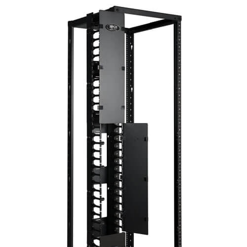 Káblový manažér vertikálny SmartRack 6 (15.24cm), káblový kanál s výrezmi pre káble a krytom 