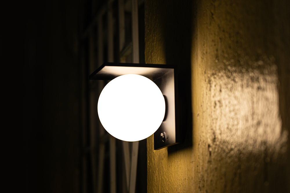 Vonkajšie solárne LED svetlo Viking SR26/ 1000 lm/ 4 režimy/ IP54/ denná biela 