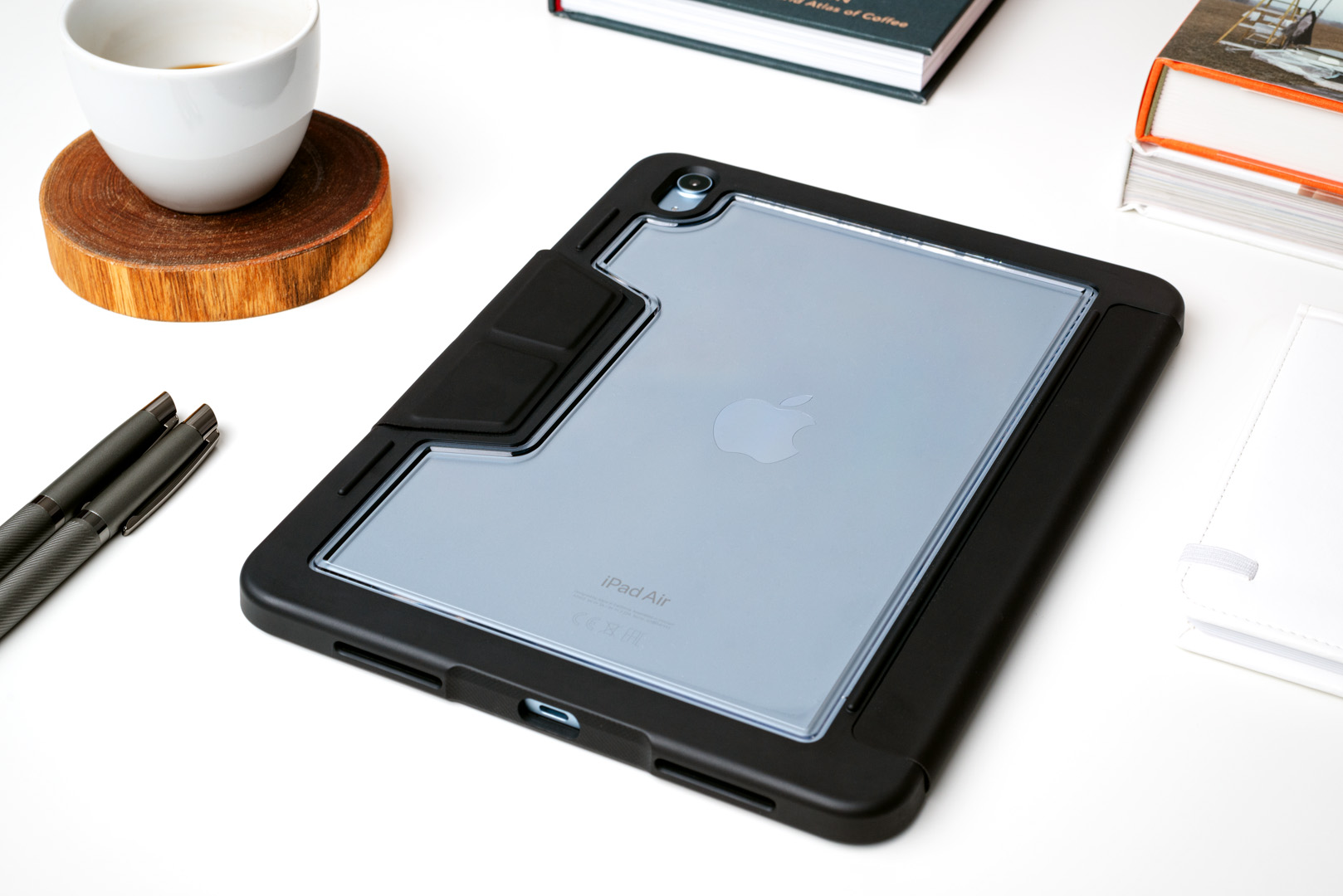 ER POWER kryt Rugged Flip pre Apple iPad Pro 11 (2024) čierny 