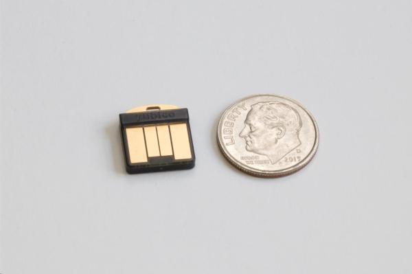 YubiKey 5 Nano - USB-A,  kľúč/ token s viacfaktorovým overovaním,  podporou OpenPGP a čipovej karty (2FA)2
