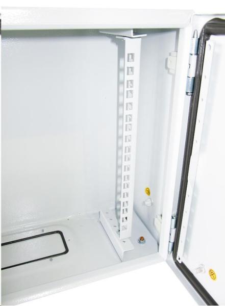 XtendLan 19" venkovní vodotěsný rozvaděč 6U 600x180,  krytí IP55,  nosnost 65kg,  šedý3