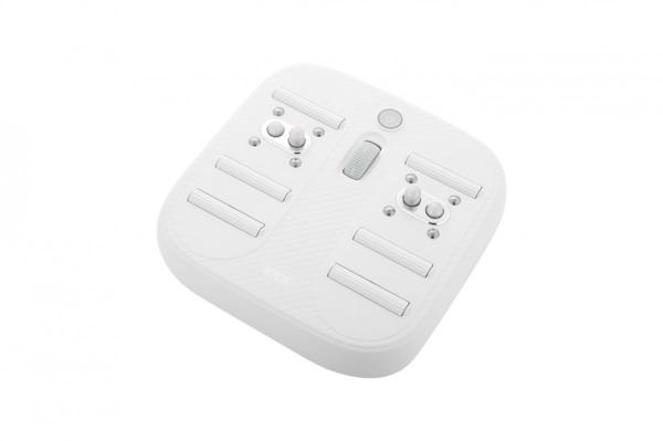 KiCA MG01 masážní přístroj na nohy,  hluboká stimulace reflexních zón,  kompaktní design,  bílá1