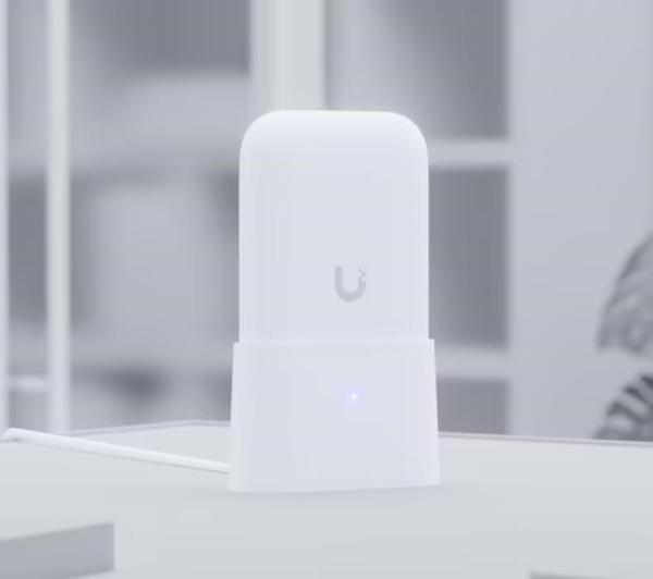 UBNT Omni Antenna & Desktop Stand Kit2