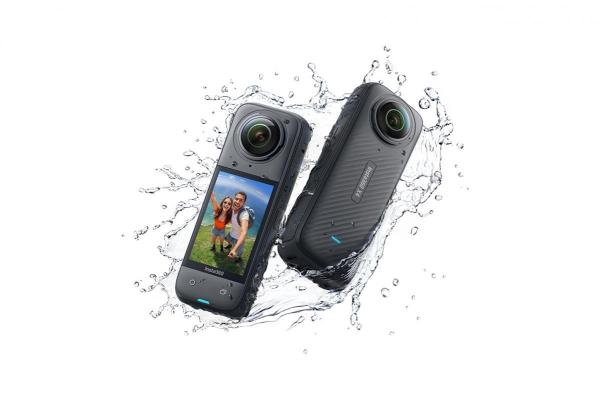 Insta360 X4 akční kamera,  8K /  30 fps,  4K/  až 100 fps,  6osý gyroskop,  360° záběr,  Active HDR,  vodotěsná8