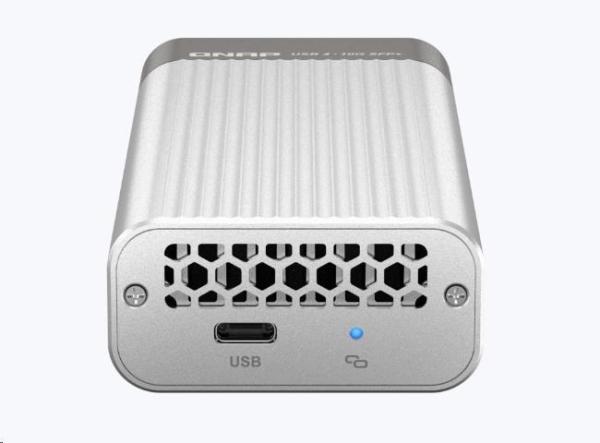 QNAP QNA-UC10G1SF adaptér USB-C/ Thunderbolt 4 na SFP+ (1xSFP+, 1xUSB-C4/ TB4, fanless)2