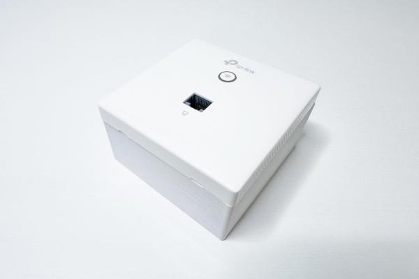 TP-Link D-EAPWALL2-C,  držák box pro upevnění na zeď EAP115-Wall,  EAP230-Wall,  EAP650-Wall,  Tapo S210,  Tapo S220,  bílý4