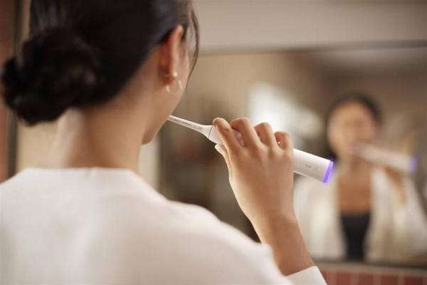 Philips Sonicare 6500 Gentle clean sada elektrických zubních kartáčků,  2 kusy,  černá a bílá2