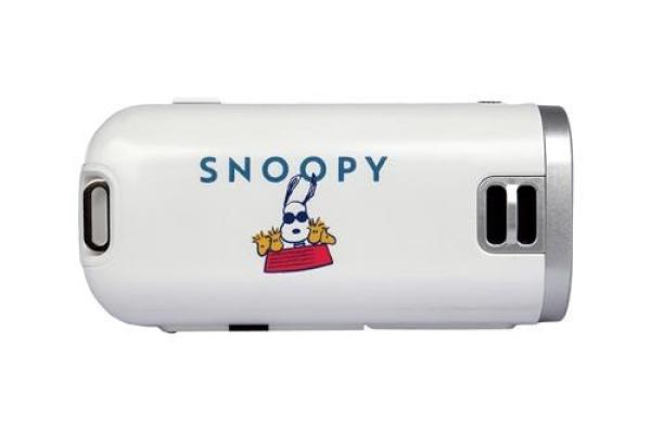 YASHICA x Peanuts DigiPocket Camcorder (White)4