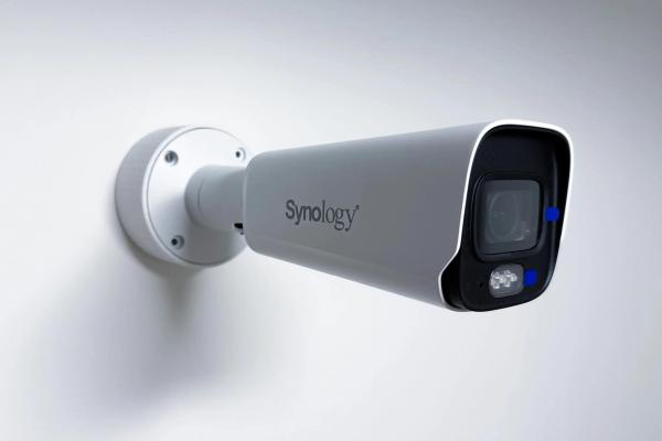 Synology D-SBC800-C - Držák pro kameru Synology BC800Z na stěnu i strop4