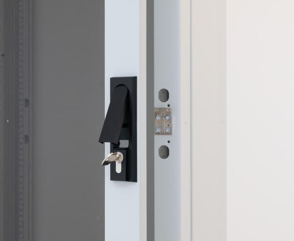TRITON 19" rozvaděč stojanový RMA 37U 600x800,  800kg,  skleněné dveře,  svařovaný,  šedý3