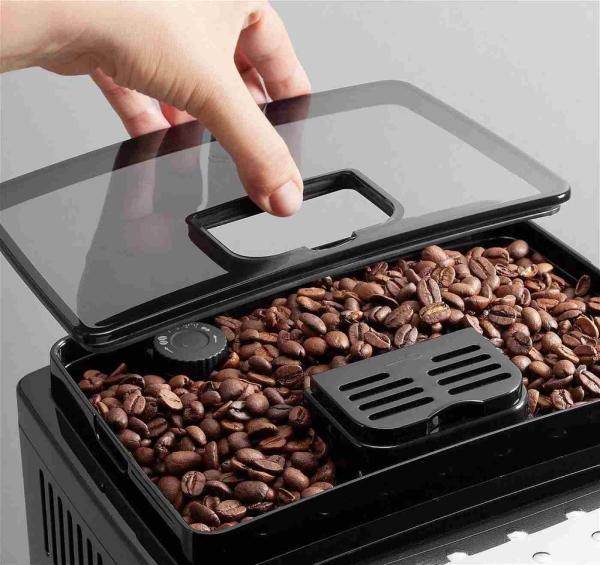 DeLonghi ECAM 21.117.B automatický kávovar,  15 bar,  vestavěný mlýnek,  dva šálky najednou,  tryska na páru,  černý4
