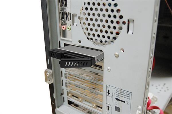 CHIEFTEC SATA Backplane CMR-125,  1x 2, 5" HDD/ SDD3