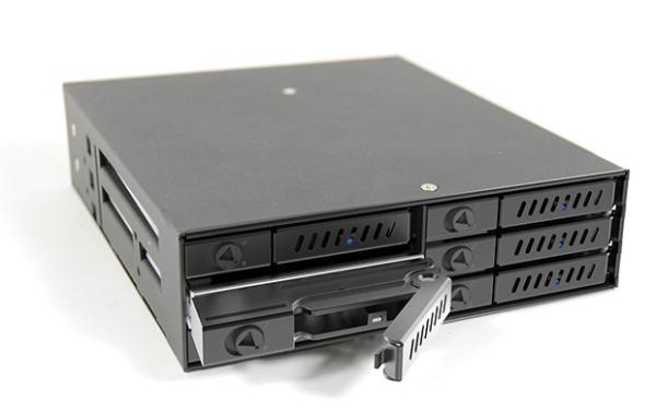 CHIEFTEC SATA Backplane CMR-625,  1x 5, 25" pozícia pre 6x 2, 5" HDD/ SDD1