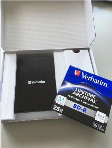 VERBATIM Slimline Blu-ray Rewriter USB 3.0 Bezplatný BR disk 25 GB (CD DVD BD Mdisc)5