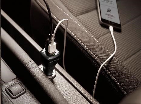 TomTom vysokorychlostní duální nabíječka do auta (2x USB)1 