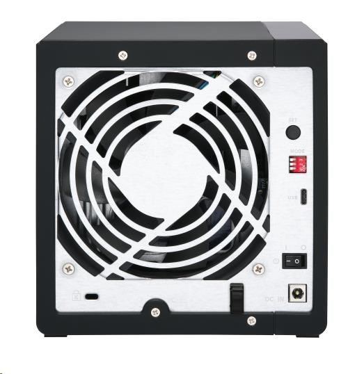 QNAP TR-004 rozšiřujicí jednotka (4xSATA,  USB-C 3.2 Gen1)2 