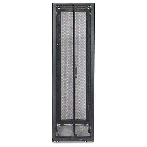 Skriňa APC NetShelter SX 42U 600x1070 s bočnicami čierna1 
