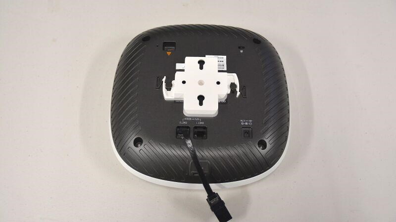 AP-MNT-W4 Low Profile Basic AP Mount Kit