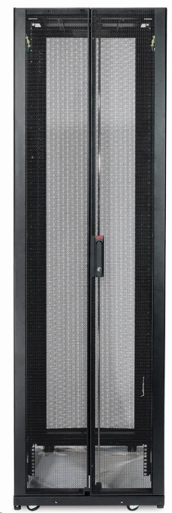 Skriňa APC NetShelter SX 45U 750 mm široká x 1070 mm hlboká s bočnicami čierna2 