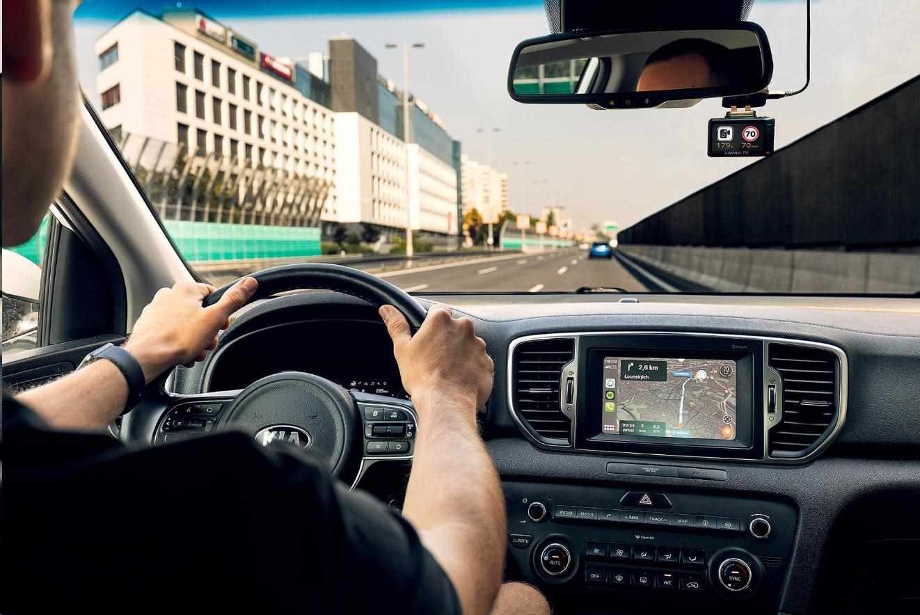 LAMAX T10 4K GPS (s hlášením radarů)8 