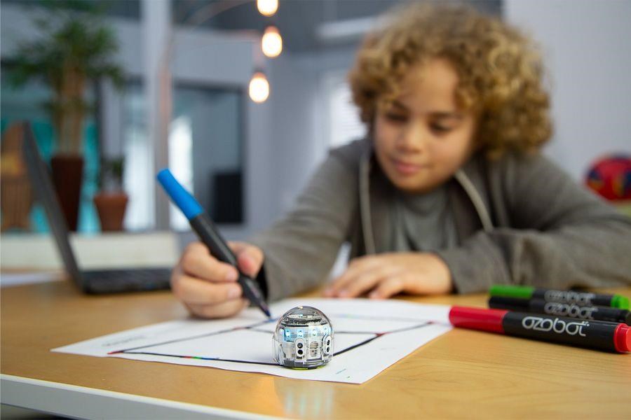 Ozobot Bit+ programovatelný robot4 