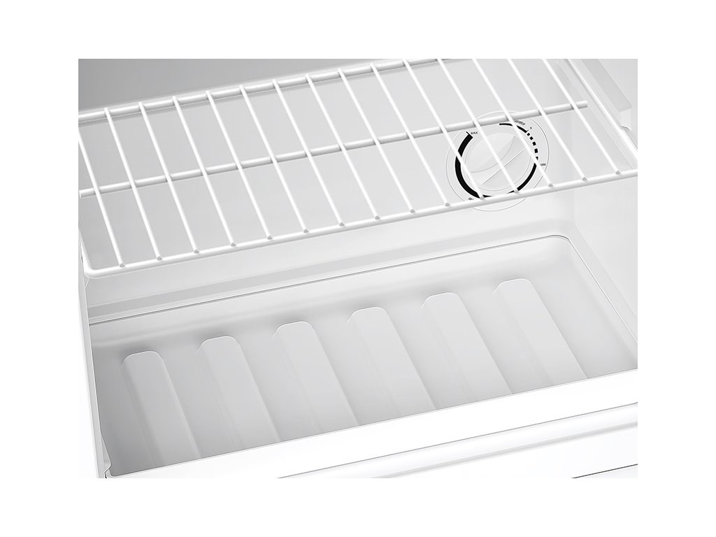 CHiQ CSD31D4E minibar,  31 litrů,  2 přihrádky,  -24 °C až +10 °C,  mrazák - lednice,  41 dB4 