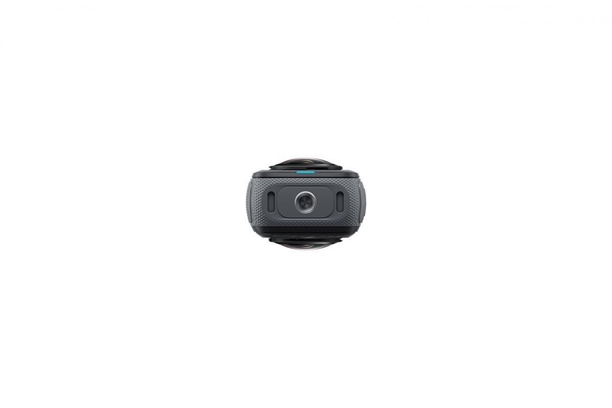 Insta360 X4 akční kamera,  8K /  30 fps,  4K/  až 100 fps,  6osý gyroskop,  360° záběr,  Active HDR,  vodotěsná7 