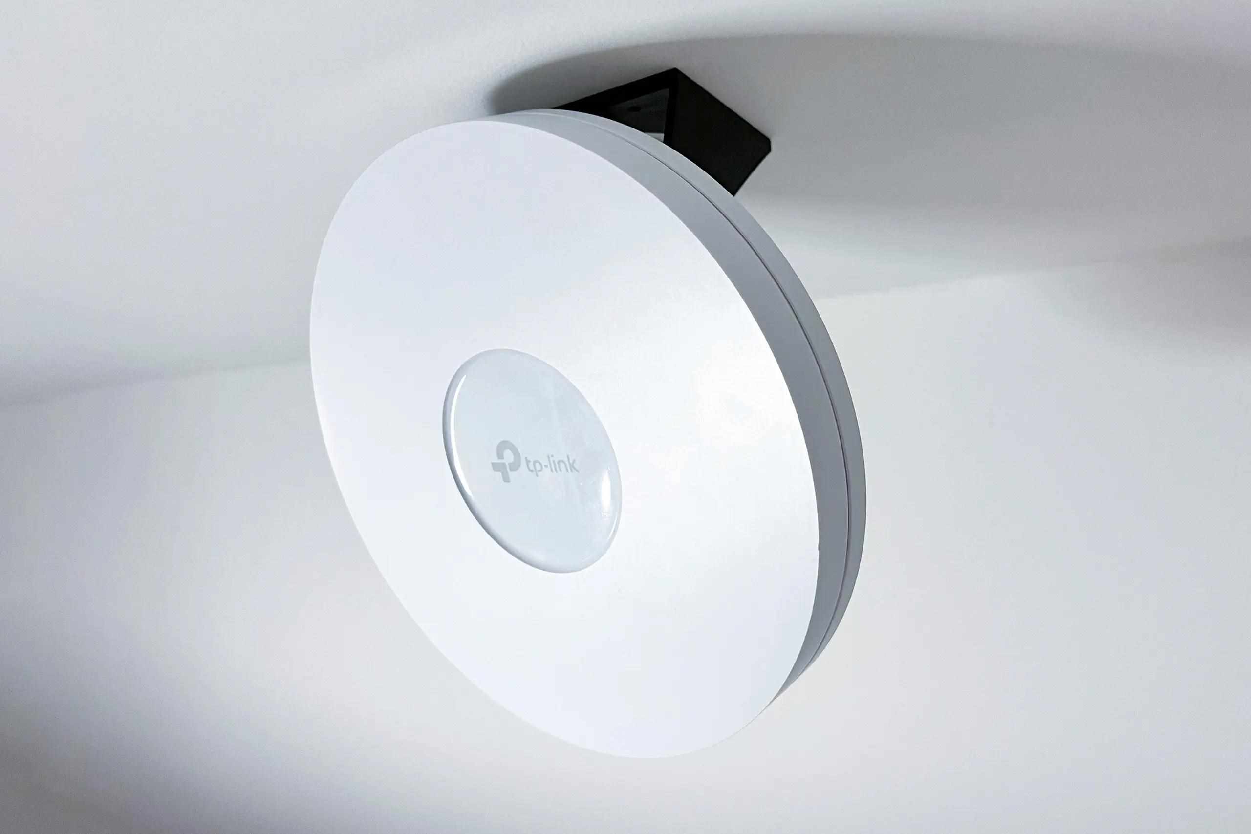 TP-Link D-EAP6X-UNI Držák/ stojan EAP610, EAP613, EAP650, EAP653, EAP670, EAP660HD, EAP620HD, EAP772, EAP773, EAP673, EAP683, EAP7873 