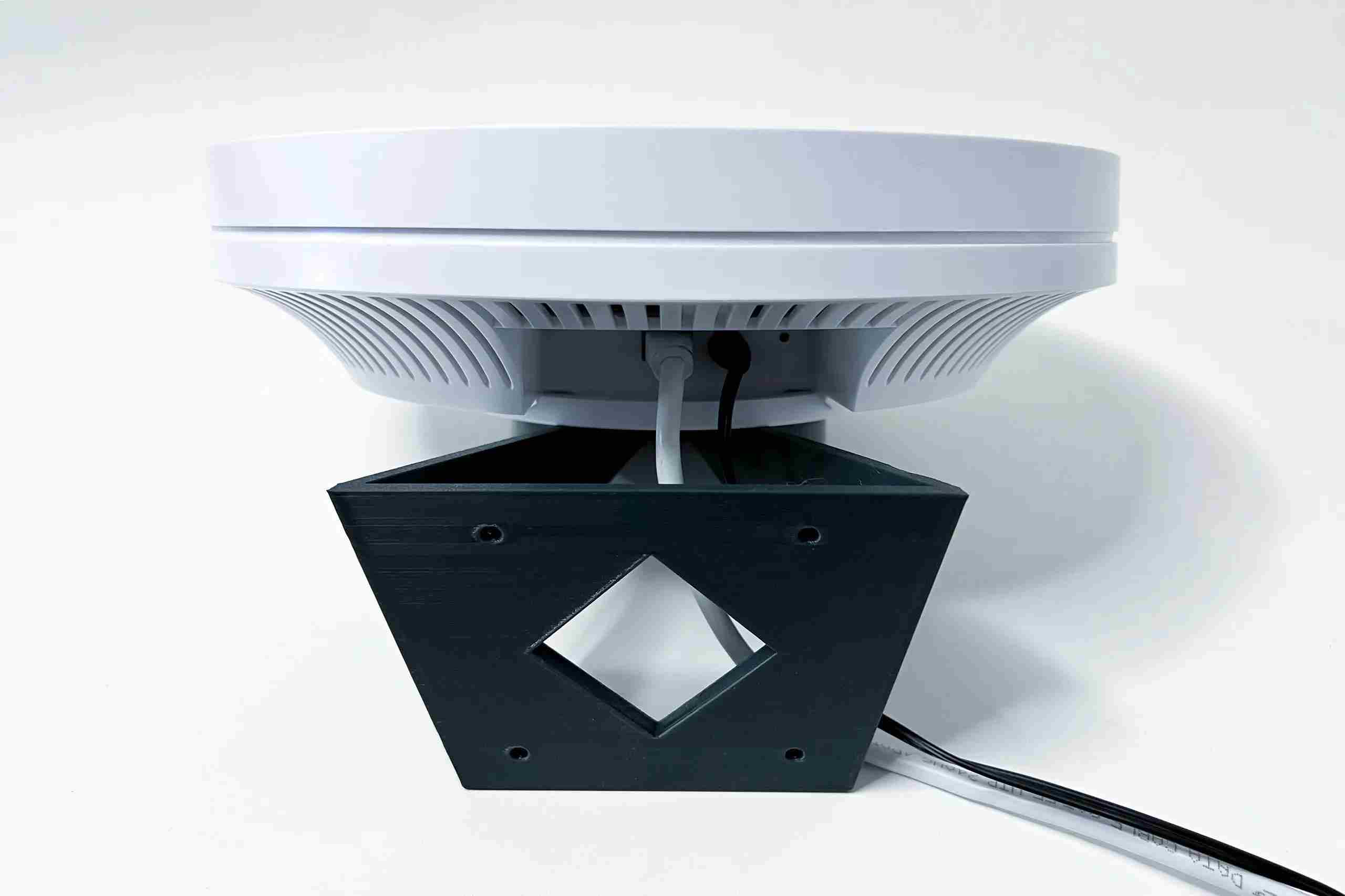 TP-Link D-EAP6X-UNI Držák/ stojan EAP610, EAP613, EAP650, EAP653, EAP670, EAP660HD, EAP620HD, EAP772, EAP773, EAP673, EAP683, EAP7874 