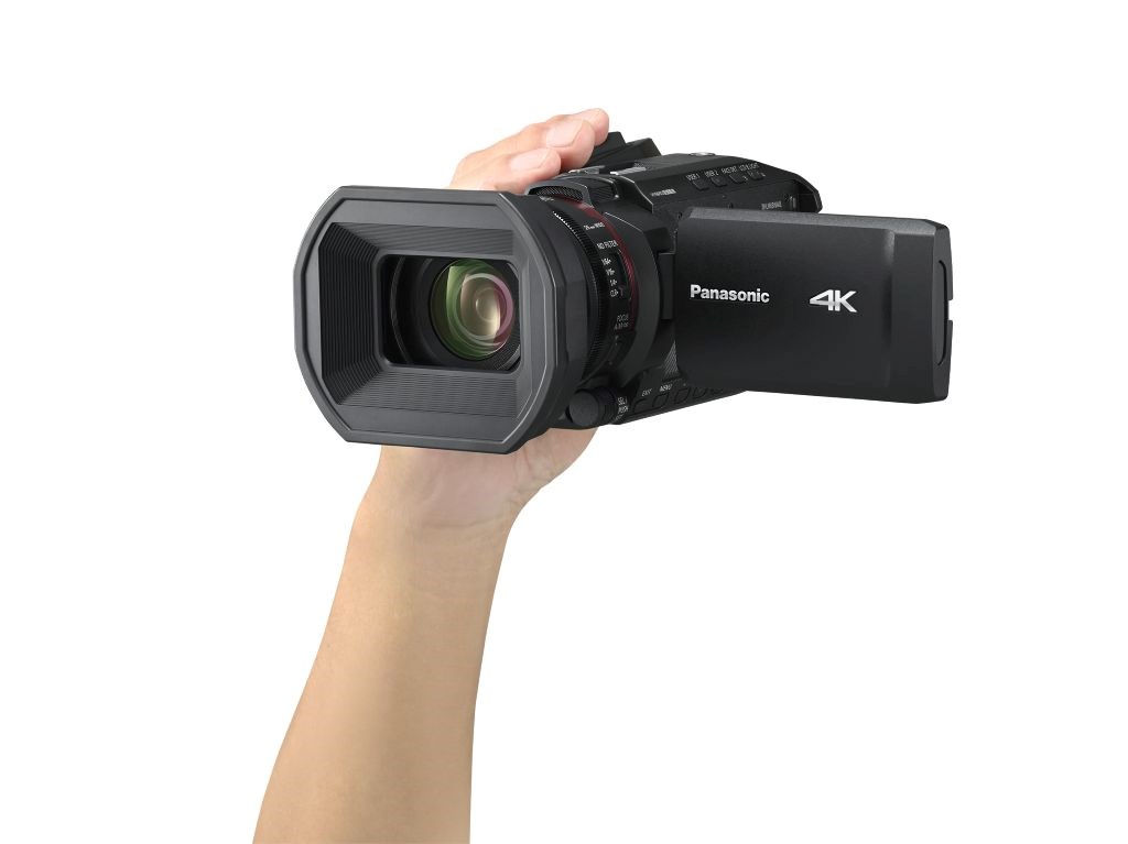 Panasonic HC-X1200 (4K/ 60p 10-bit,  1/ 2, 5