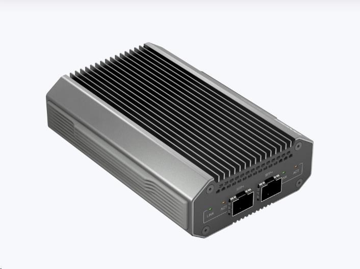 QNAP QNA-UC10G2SF adaptér USB-C/ Thunderbolt 4 na 2x SFP+ (2xSFP+, 1xUSB-C4/ TB4, fanless)1 