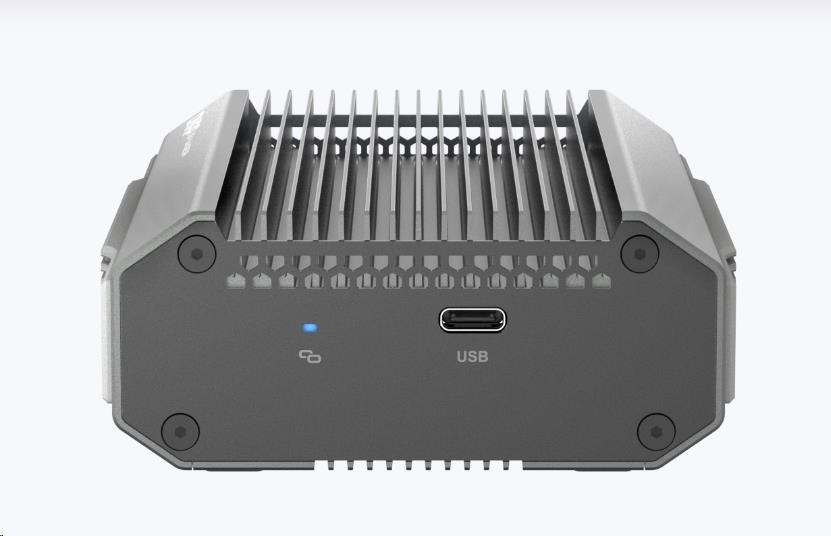 QNAP QNA-UC10G2SF adaptér USB-C/ Thunderbolt 4 na 2x SFP+ (2xSFP+, 1xUSB-C4/ TB4, fanless)2 