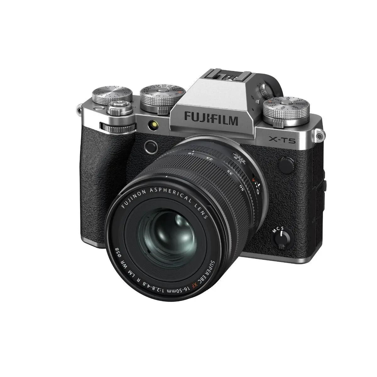 Fujifilm X-T5 + Fujinon XF16-50mm silver0 