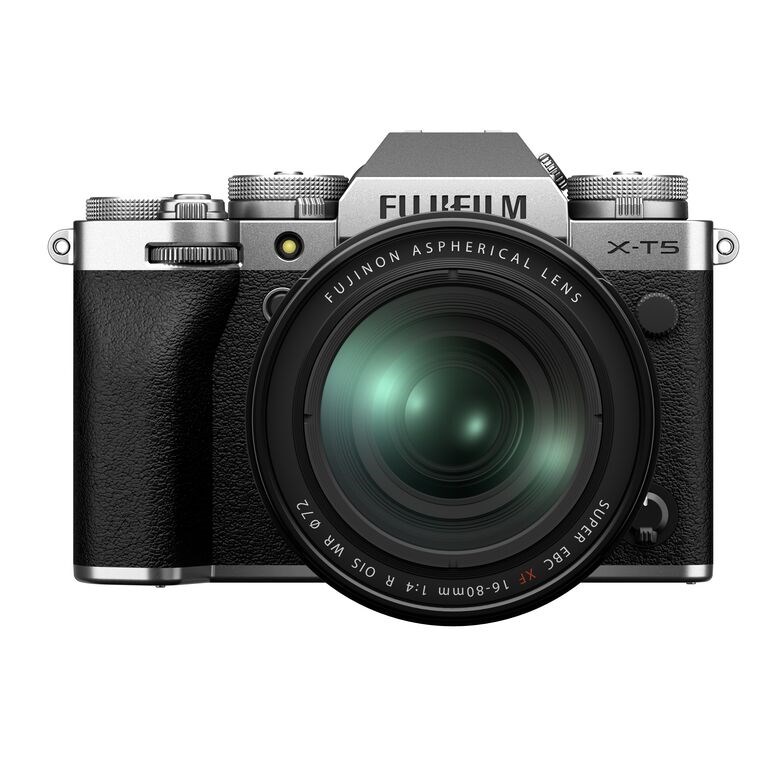 Fujifilm X-T5 + Fujinon XF16-80mm silver0 