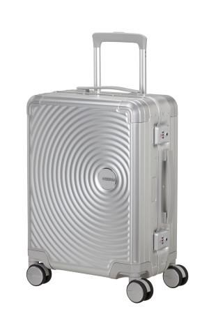 <p>American Tourister Soundbox SPINNER ALU 55/ 20 EXP TSA Silver</ p>0 