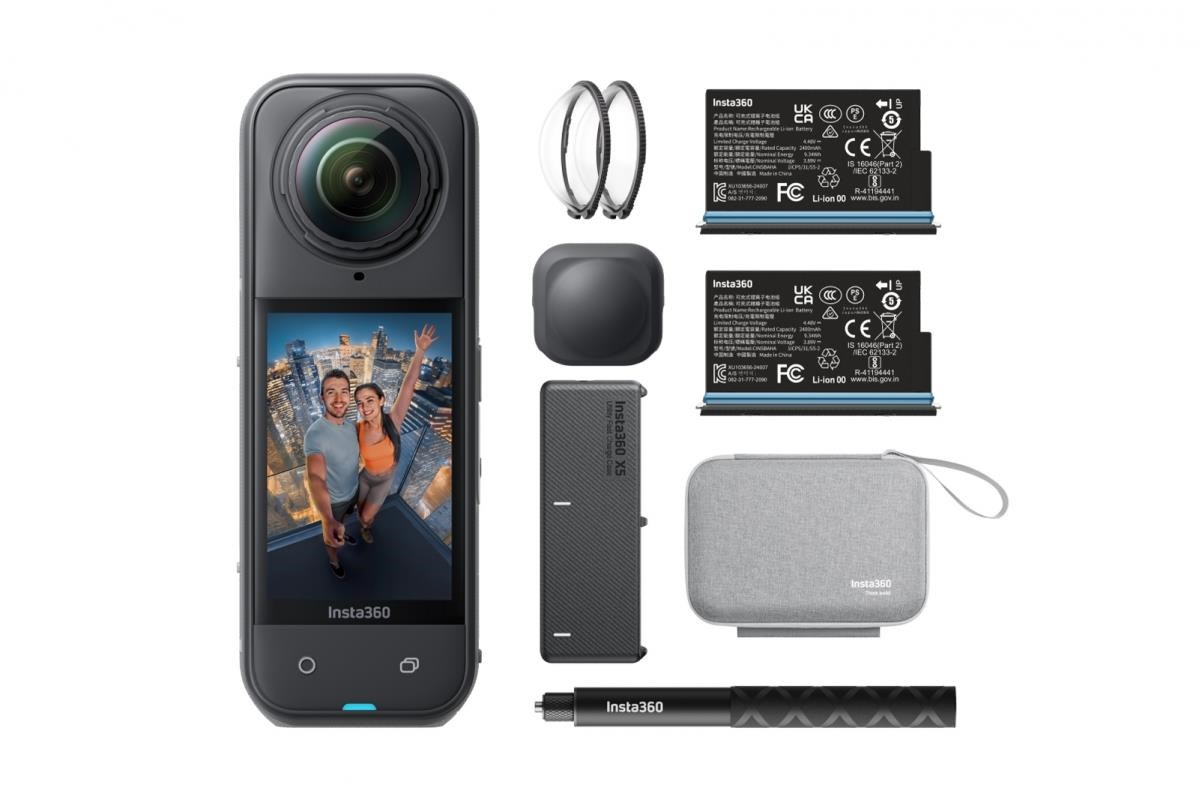 Insta360 X5 Essentials Bundle akční kamera s příslušenstvím0 