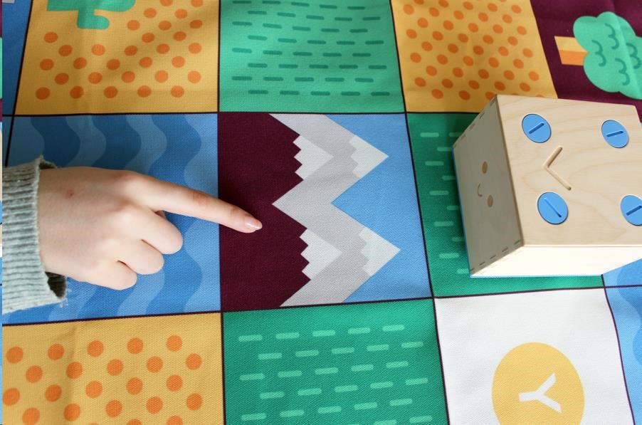 Cubetto Herní set s interaktivním robotem8 
