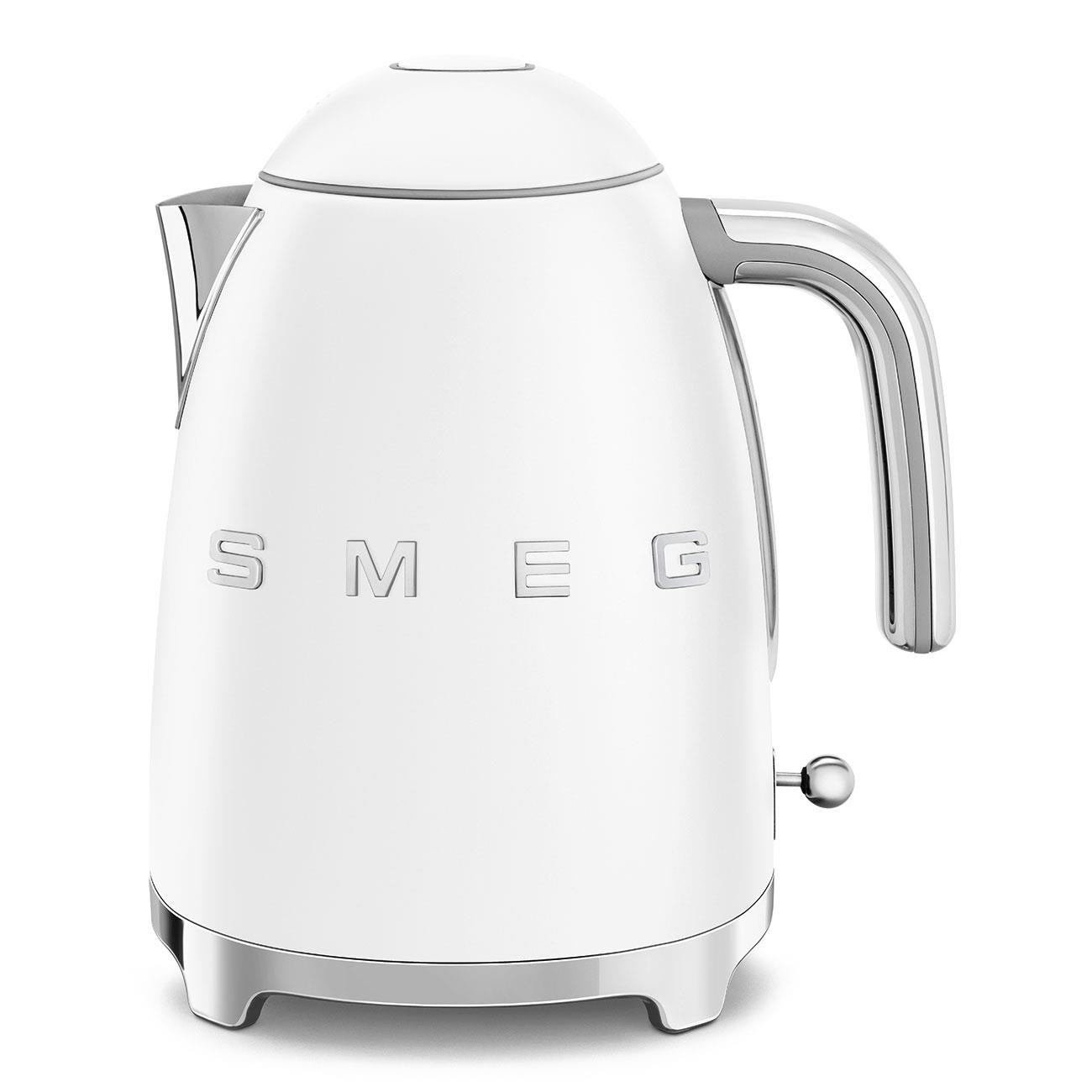 Smeg KLF03WHMEU,  rychlovarná konvice,  1, 7 l,  (7 šálků),  2400 W,  styl 50. let,  matná bílá0 